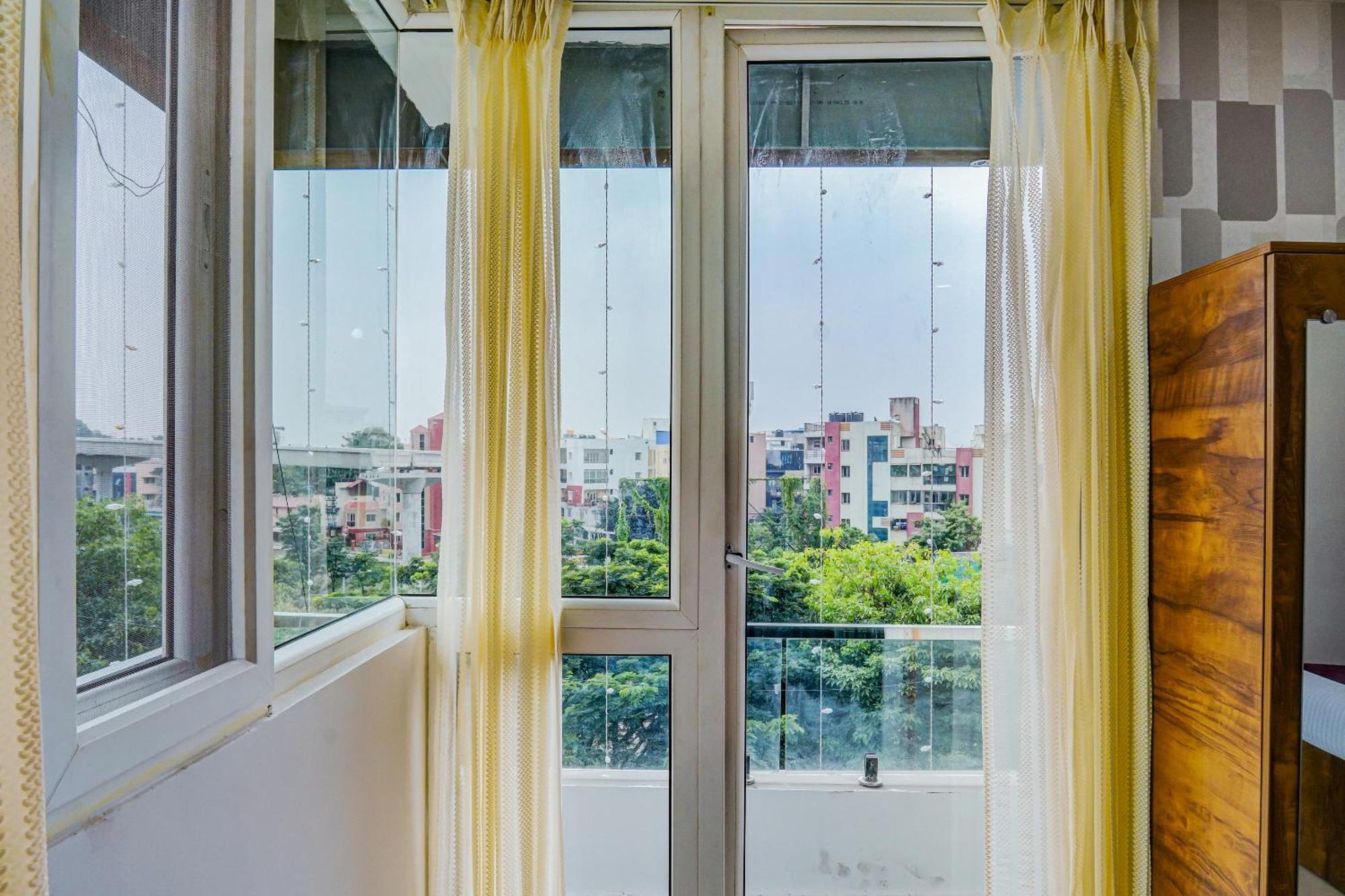 The Emerald Inn Μπανγκαλόρ Εξωτερικό φωτογραφία