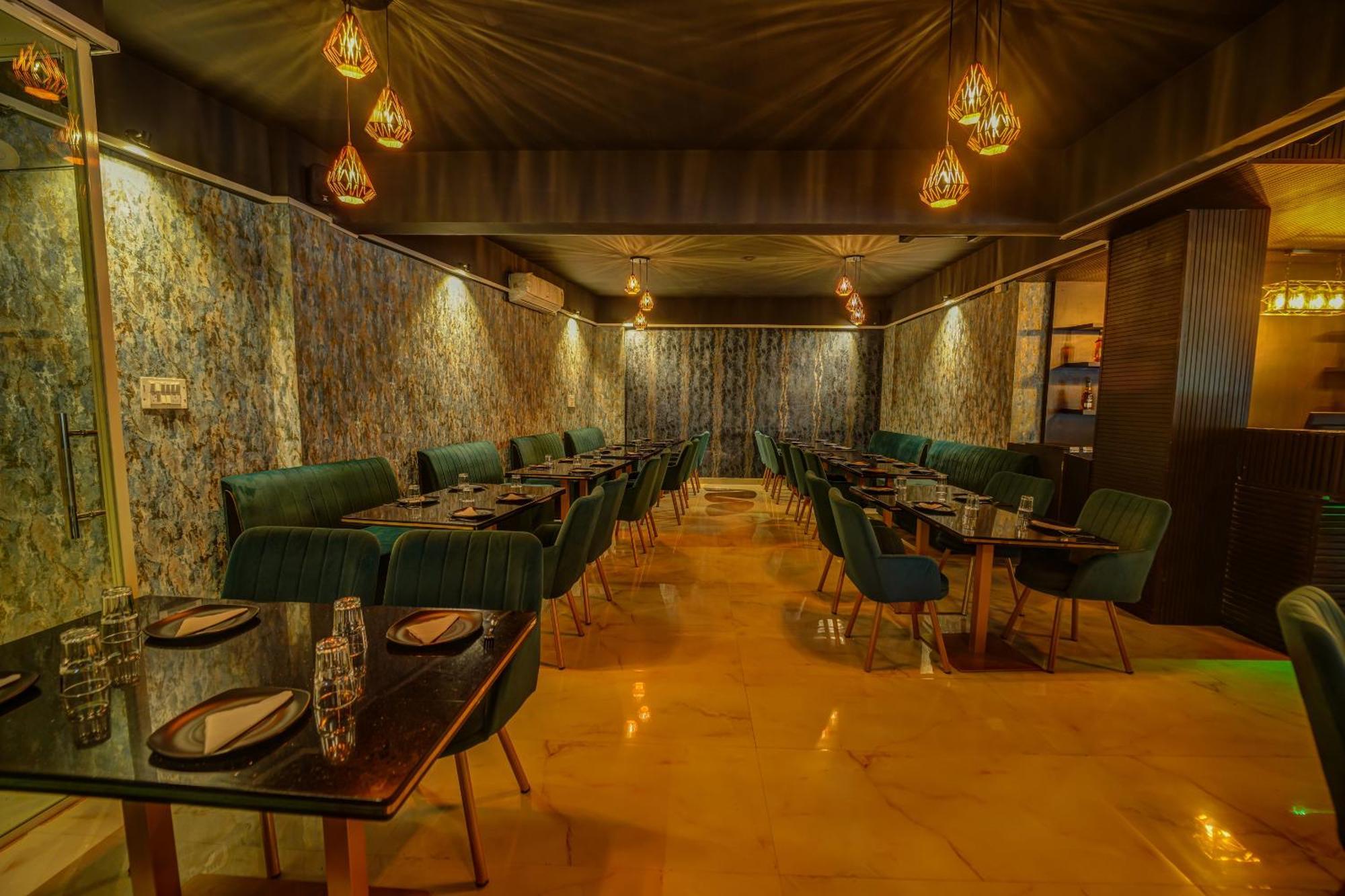 The Emerald Inn Μπανγκαλόρ Εξωτερικό φωτογραφία